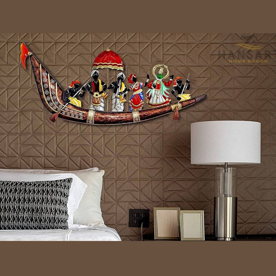Traditional Wall Decor by Hansart Total Wall Coverage Area: (25 x 12 Inches) High Quality Metallic Construction Hanging Mechanism included Perfect for your living room, bedroom, hall, office reception, guest room, and hotel reception The product is packed by professionals for safe delivery  Designed to make your home look complete "Hansart Made In India because India itself is an art".