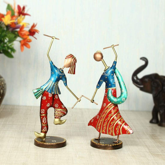 Table Decor By Hans Art Set of 2 Size: 4 x 12.6 Inches Expertly crafted by artisans in Jodhpur, India Made of Wrought Iron Metal It feature an anti-rust powder coating for a long-lasting finish Hanging Mechanism included Finished with a spray paint and lacquer for a smooth and polished look Perfect for your living room, bedroom, hall, office reception, guest room, and hotel reception The product is packed by professionals for safe delivery Designed to make your home look complete