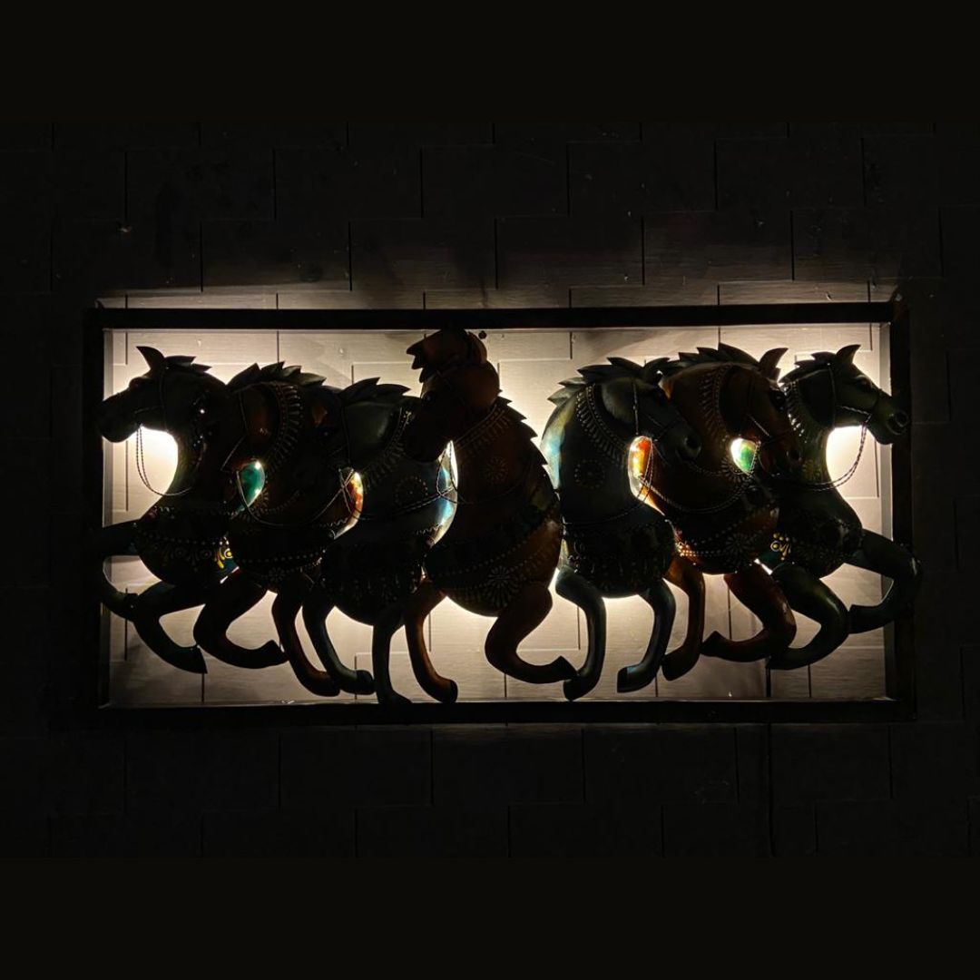 Metal Wall Decor by Hansart Total Wall Coverage Area: 40 x 18 Inches Made of Premium-Quality Iron Metal Anti-rust powder coating used Hanging Mechanism included Horse wall decor with LED Lighting Perfect for your living room, bedroom, hall, office reception, guest room, and hotel reception The product is packed by professionals for safe delivery Designed to make your home look complete "Hansart Made In India because India itself is an art".